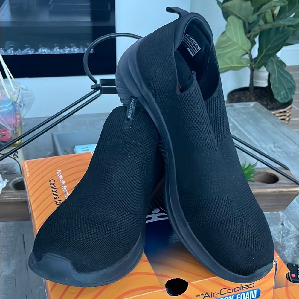 Skechers Men's Black Slip-On Shoes